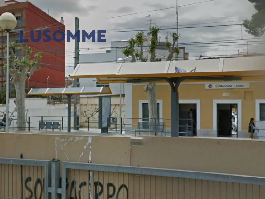 Descripción 409 - Suelo urbano para edificar viviendas.
Ideal para apartamentos de estudiantes. Suelo urbano en venta en Moncada.

Se vende suelo urbano d