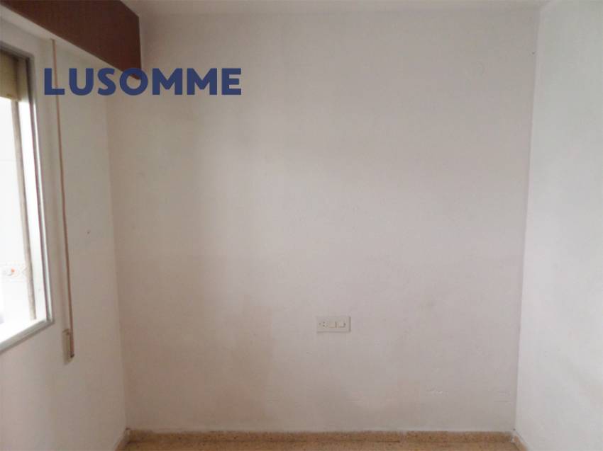 Descripción 478 - Piso en venta en Carrer Astúries, en Las Islas, la mejor zona de Puerto de Sagunto.

A 6 minutos a pie (500m) de la playa, con vistas al