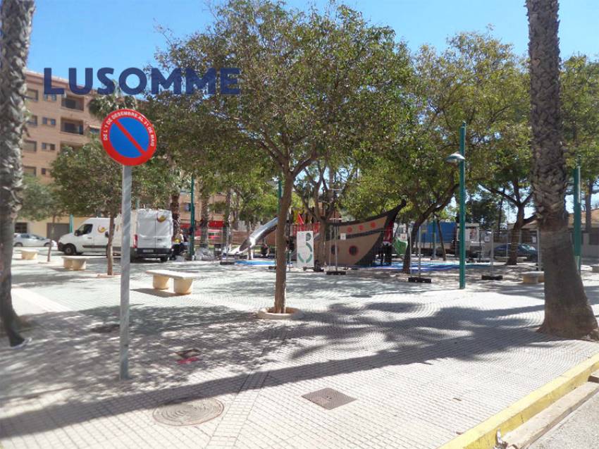 Descripción 503 - Vivienda a estrenar, construida en 2009.
Piso en venta carrer Xúquer, Carlet.

Vivienda en tercera planta con ascensor.

Piso de 113 